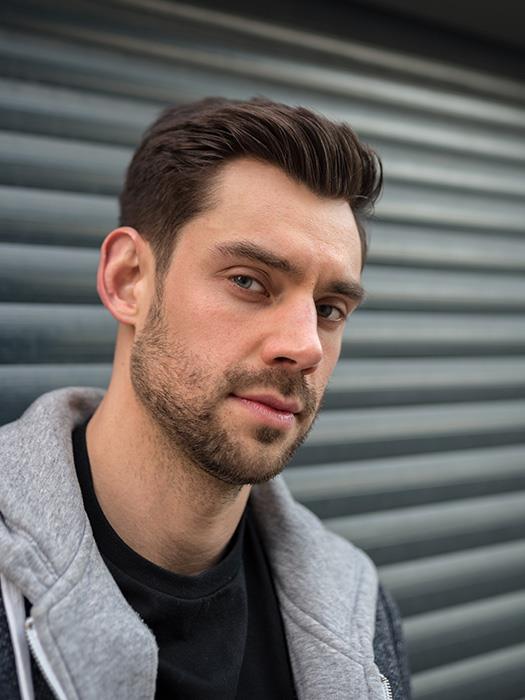 Олег / <span>Заведующий</span>